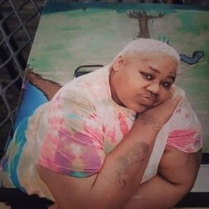 Meet your Posher, Bobbie